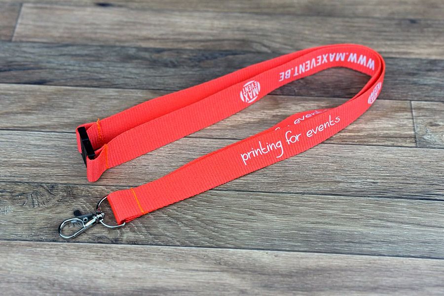 goedkope rode lanyards met opdruk van Maxevent